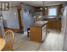 80 Winsor Drive thumbnail 12
