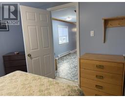 80 Winsor Drive thumbnail 18