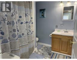 80 Winsor Drive thumbnail 22