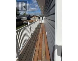 80 Winsor Drive thumbnail 3