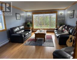 80 Winsor Drive thumbnail 6
