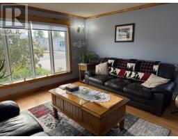 80 Winsor Drive thumbnail 7