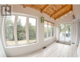 14 Roberts Drive thumbnail 11