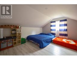 14 Roberts Drive thumbnail 32