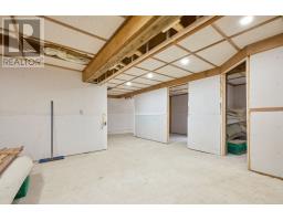 14 Roberts Drive thumbnail 38
