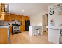 14 Roberts Drive thumbnail 6