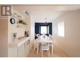 14 Roberts Drive thumbnail 9