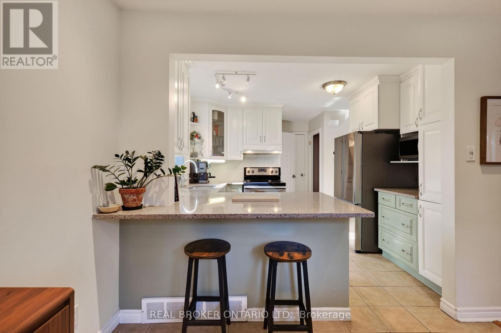 37 JANSEN ROAD, Ottawa. Luxury613. By Peter Sagos - Image 10