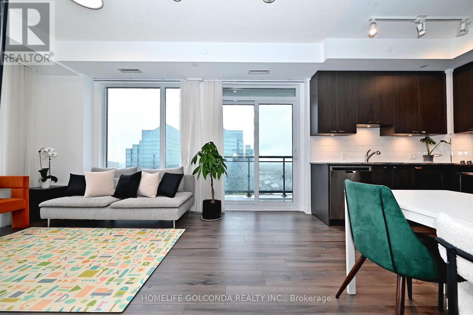 #1560 60 ANN O'REILLY ROAD - 14