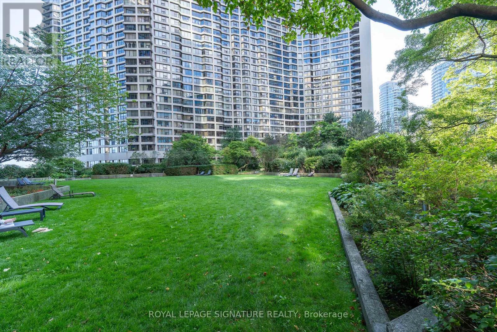 #1806 33 HARBOUR SQUARE - Image 36