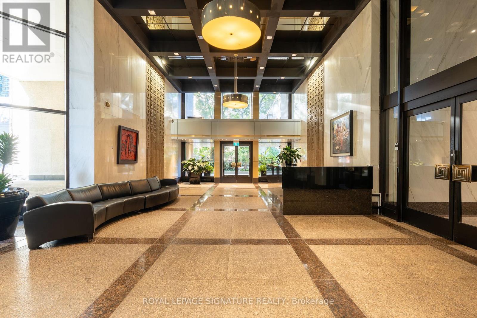 #1806 33 HARBOUR SQUARE - Image 42