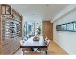 1806 - 33 Harbour Square, Toronto, ON M5J2G2 Photo 13