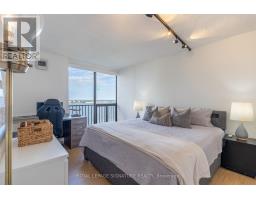 1806 - 33 Harbour Square, Toronto, ON M5J2G2 Photo 20