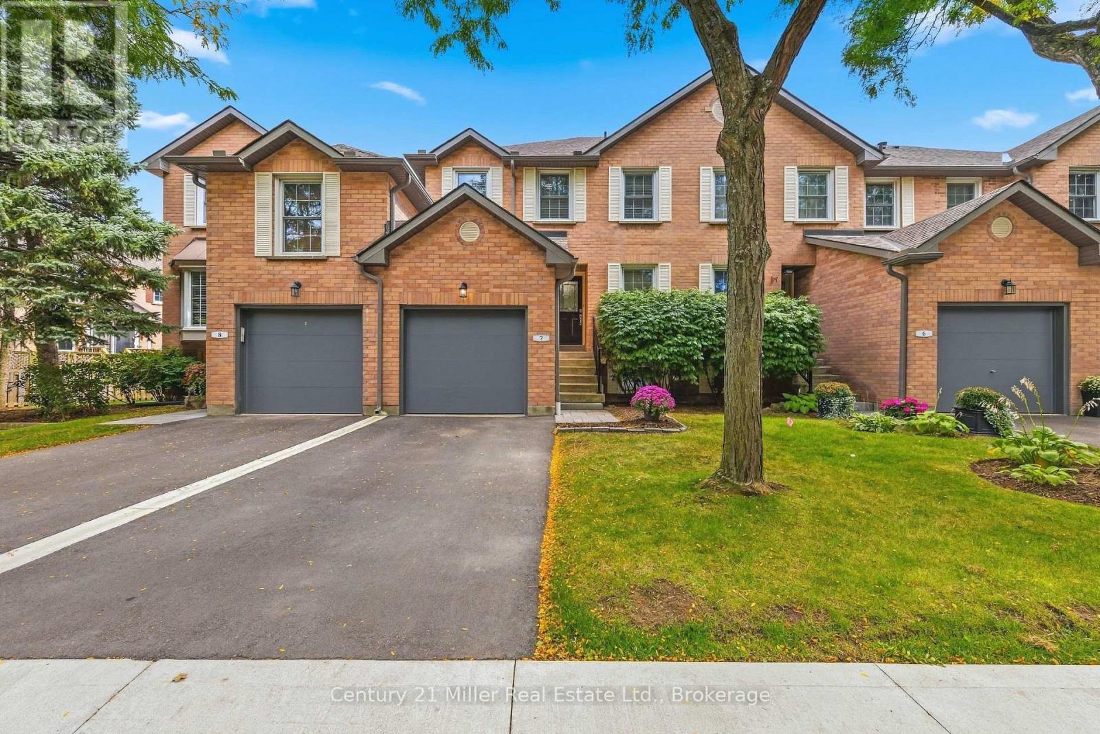 Photo of 7 - 2935 HEADON FOREST DRIVE