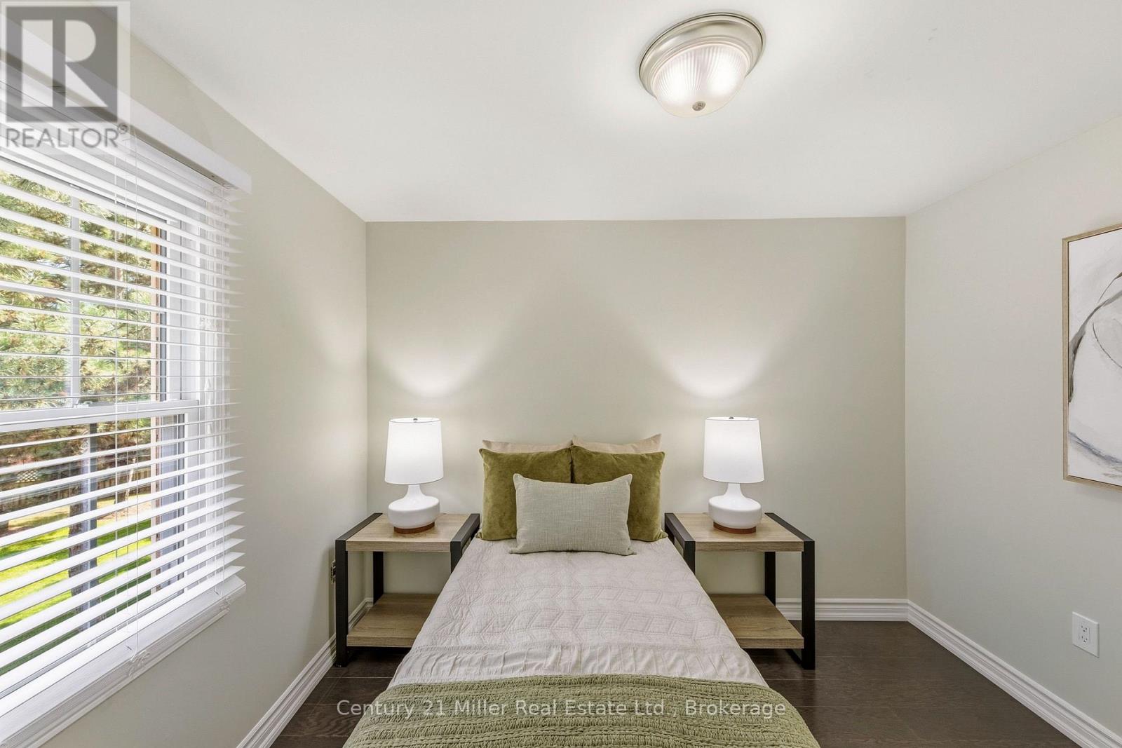 #7 2935 HEADON FOREST DRIVE - Image 26