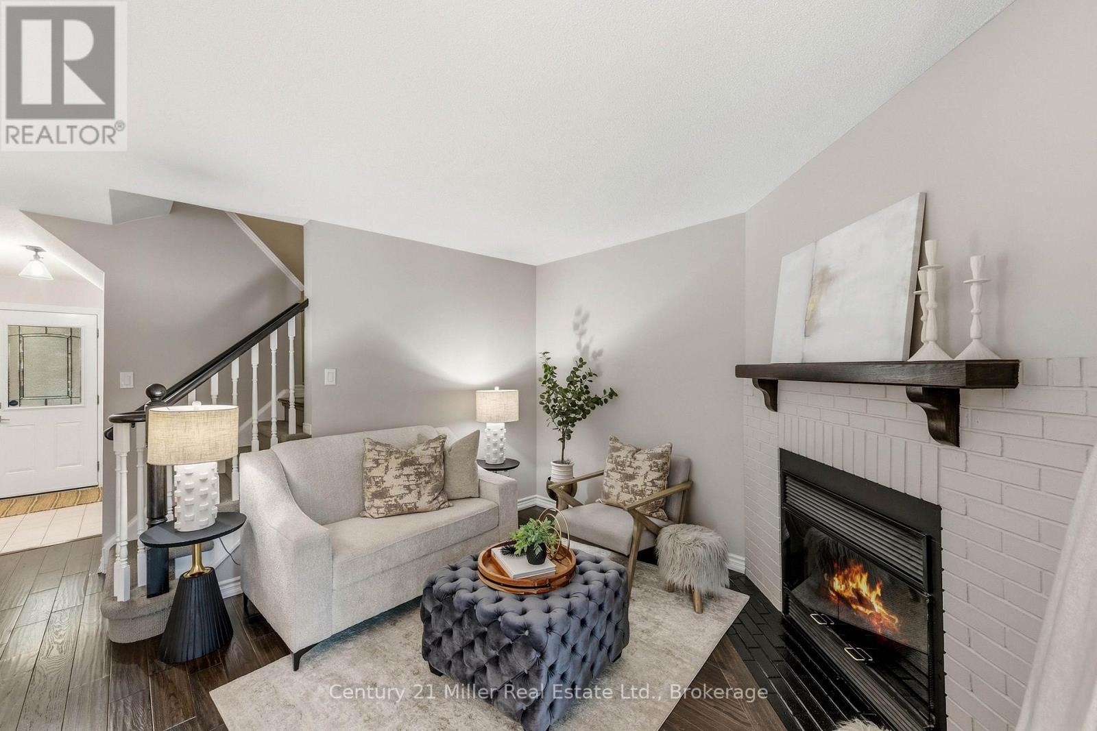 Photo of 7 - 2935 HEADON FOREST DRIVE