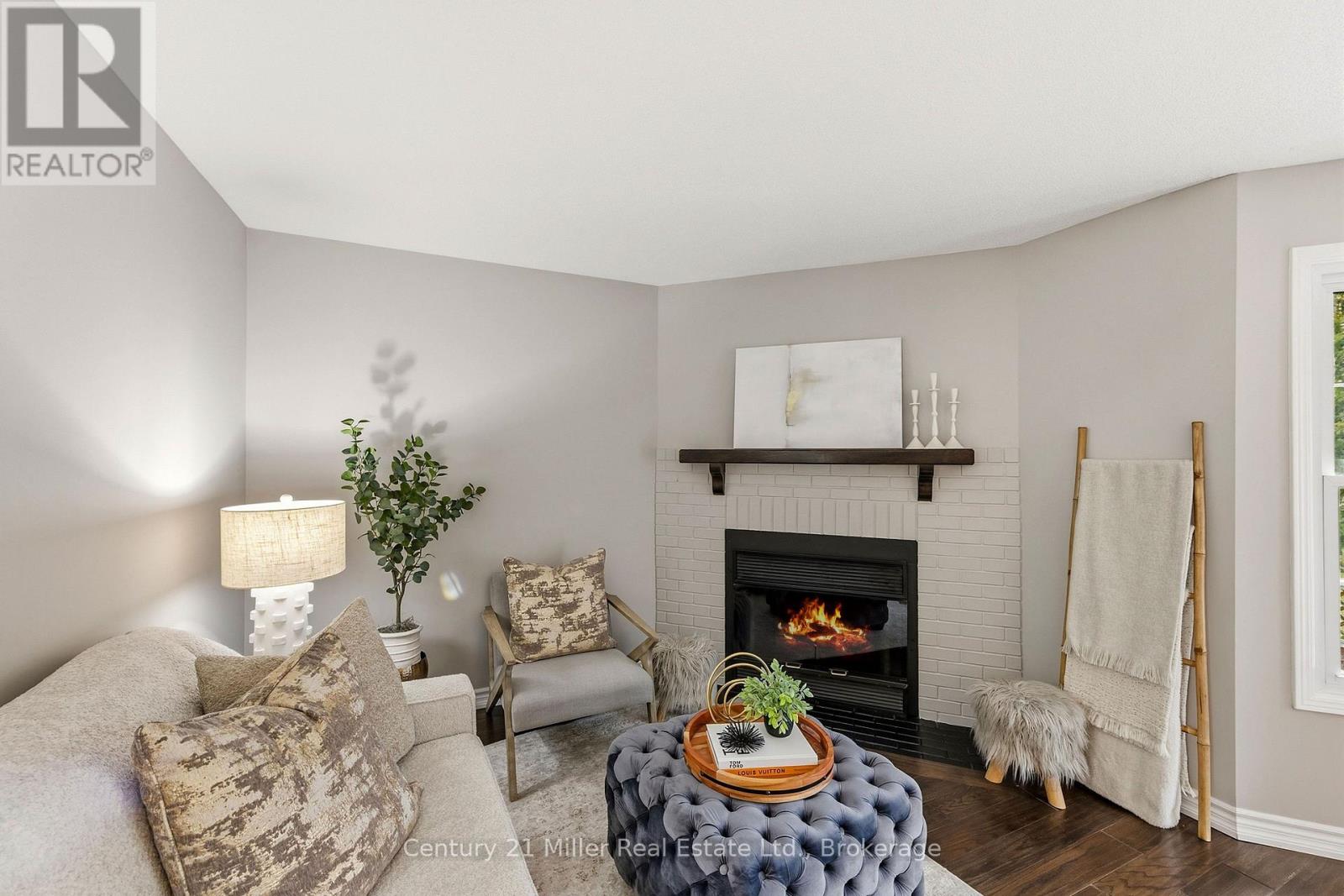 Photo of 7 - 2935 HEADON FOREST DRIVE