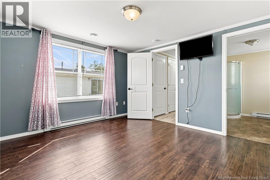 2 Butternut Lane - 20