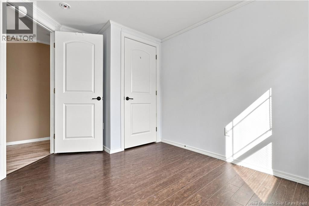 2 Butternut Lane - Image 32