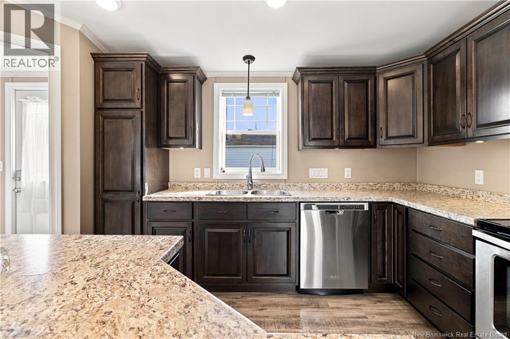 2 Butternut Lane - 7