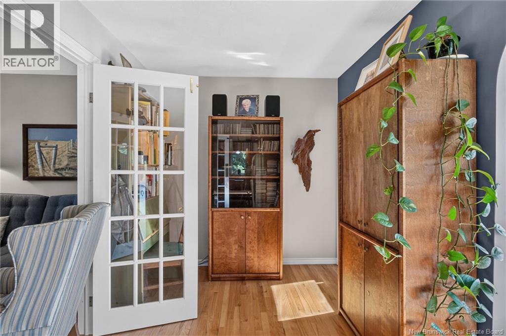 1055 Saint-Joseph Road - 10