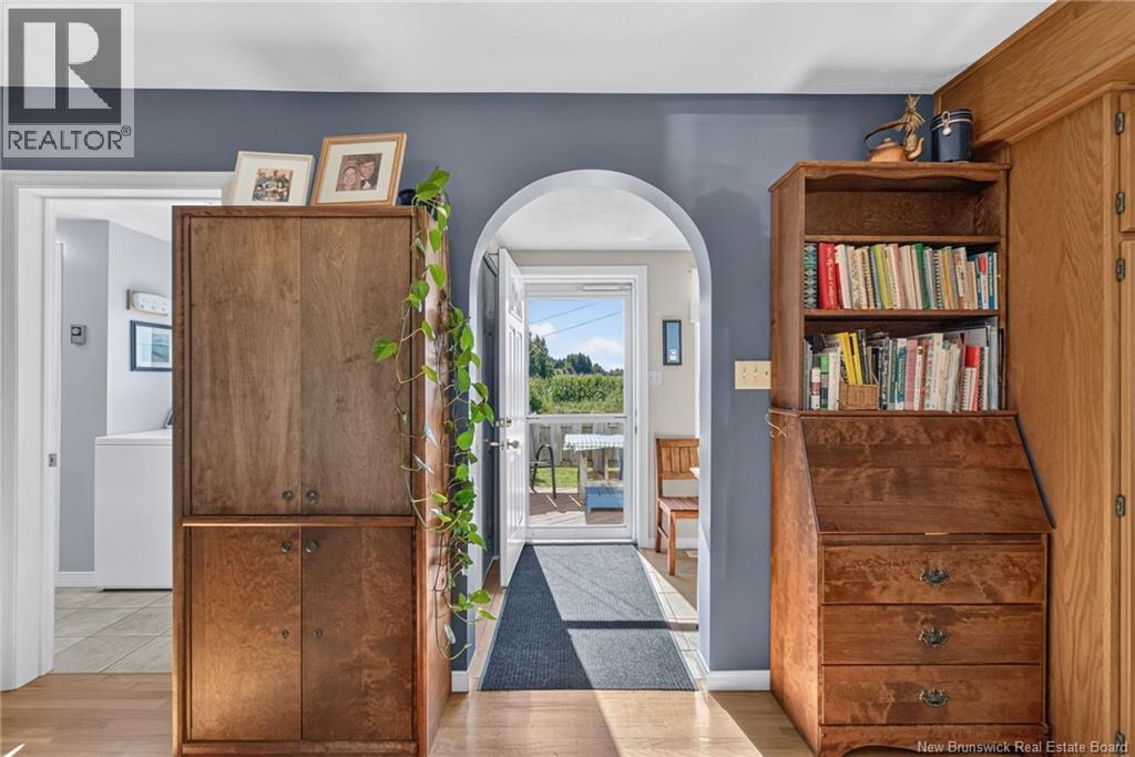 1055 Saint-Joseph Road - 21