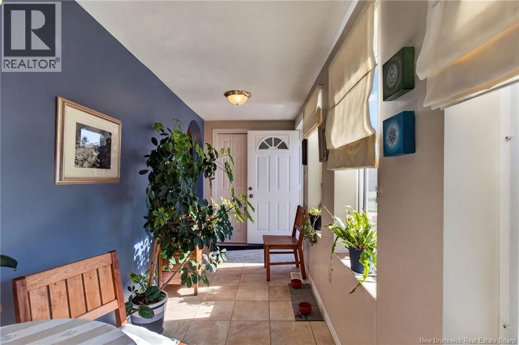 1055 Saint-Joseph Road - 23