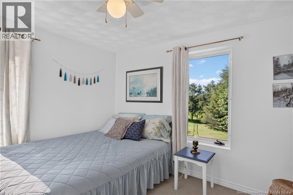 1055 Saint-Joseph Road - 29
