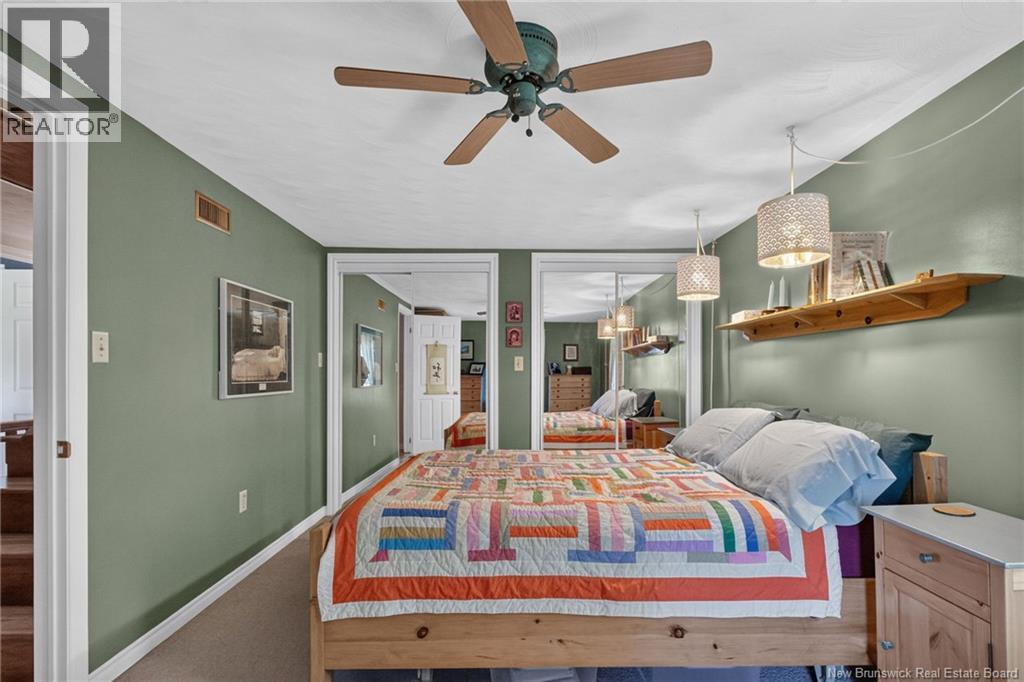 1055 Saint-Joseph Road - 34