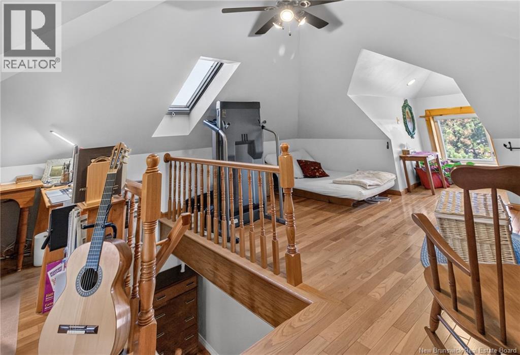 1055 Saint-Joseph Road - 37