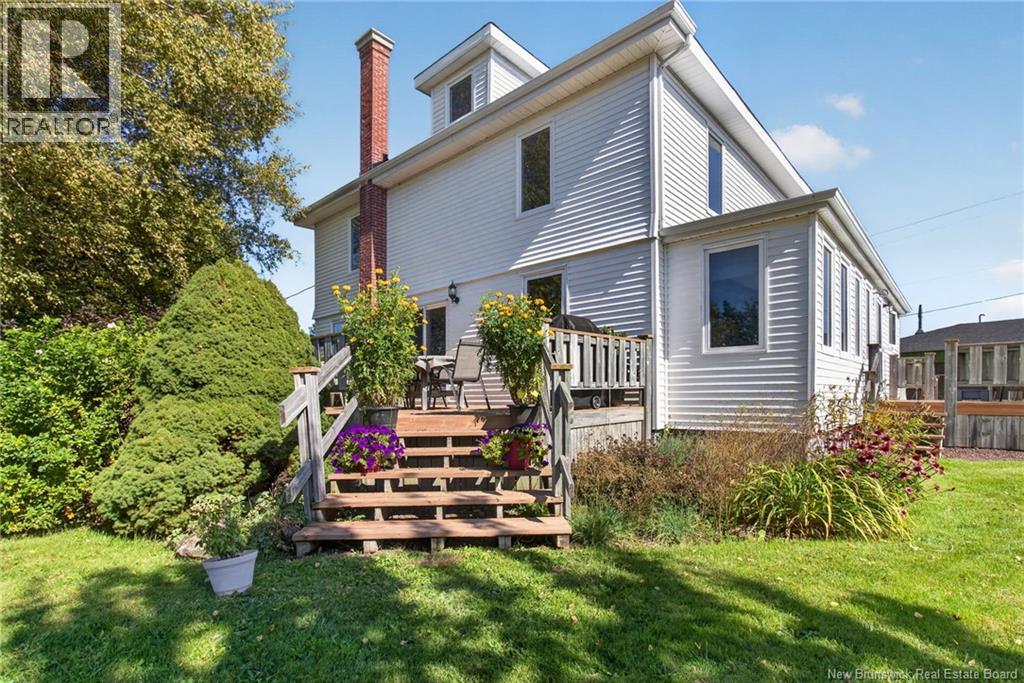 1055 Saint-Joseph Road - Image 41