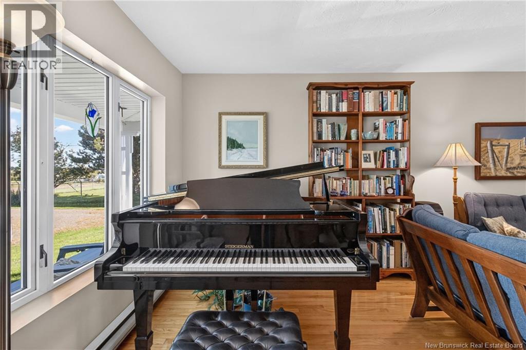 1055 Saint-Joseph Road - 6