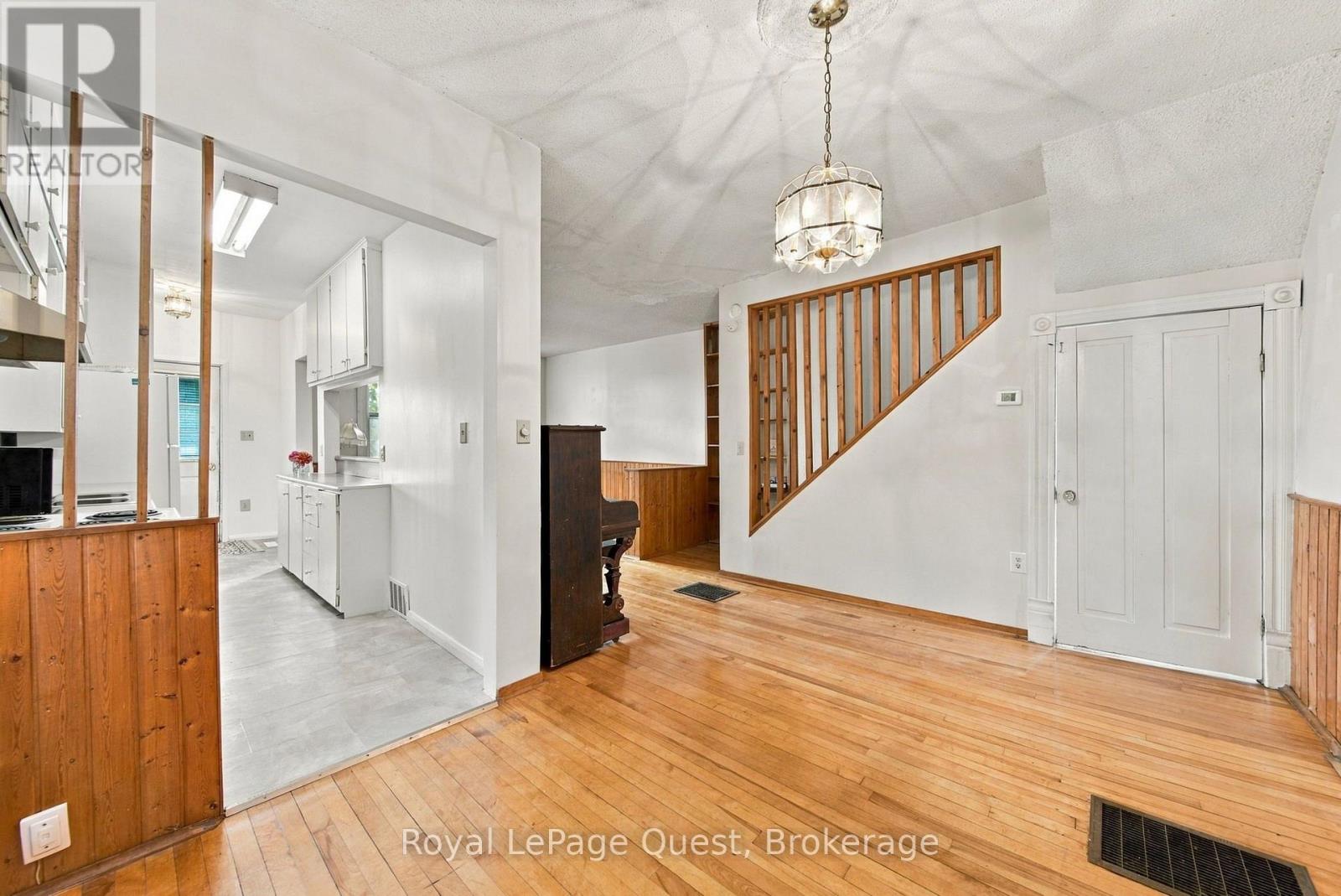 148 COLDWATER ROAD W - Image 11