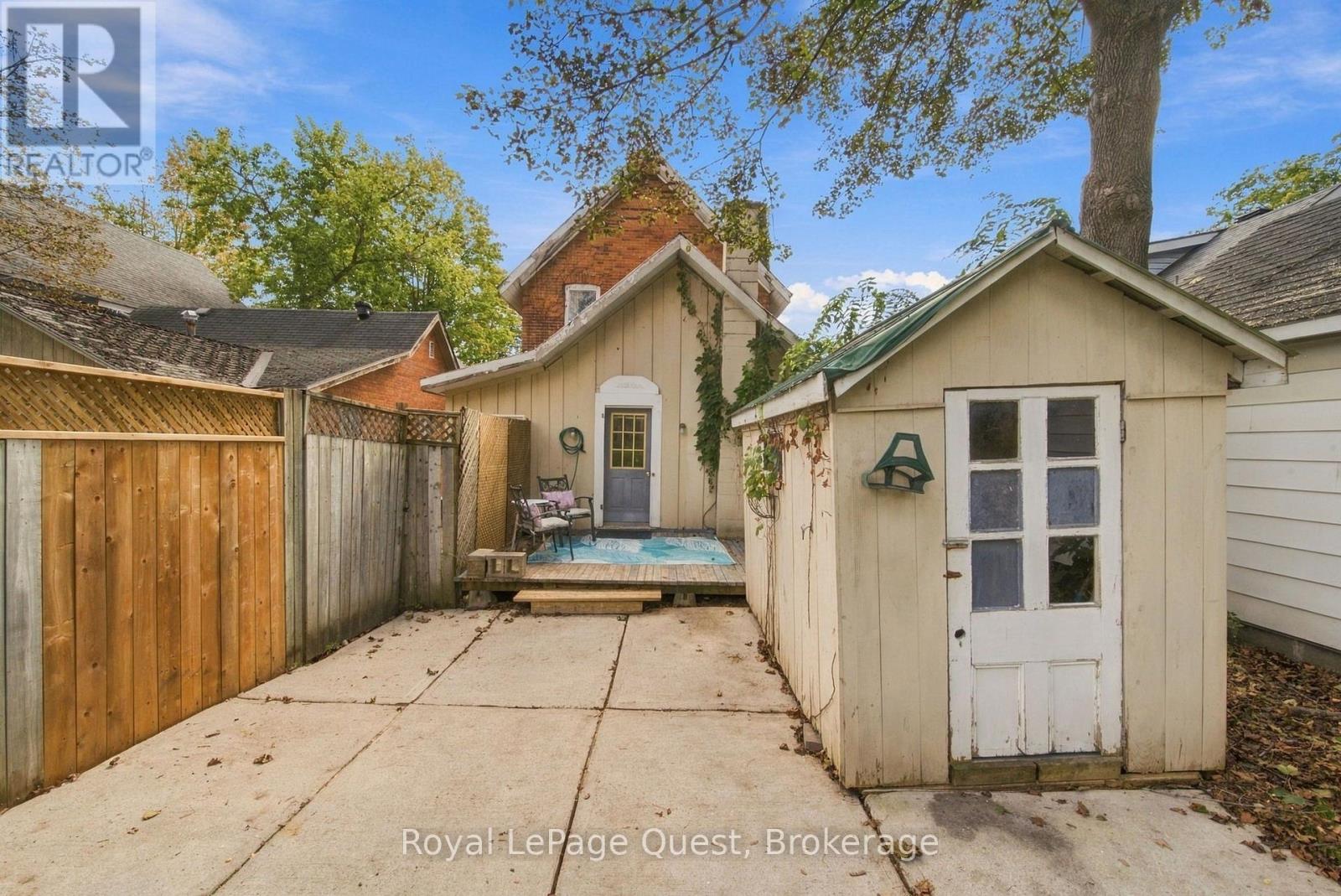 148 COLDWATER ROAD W - 24