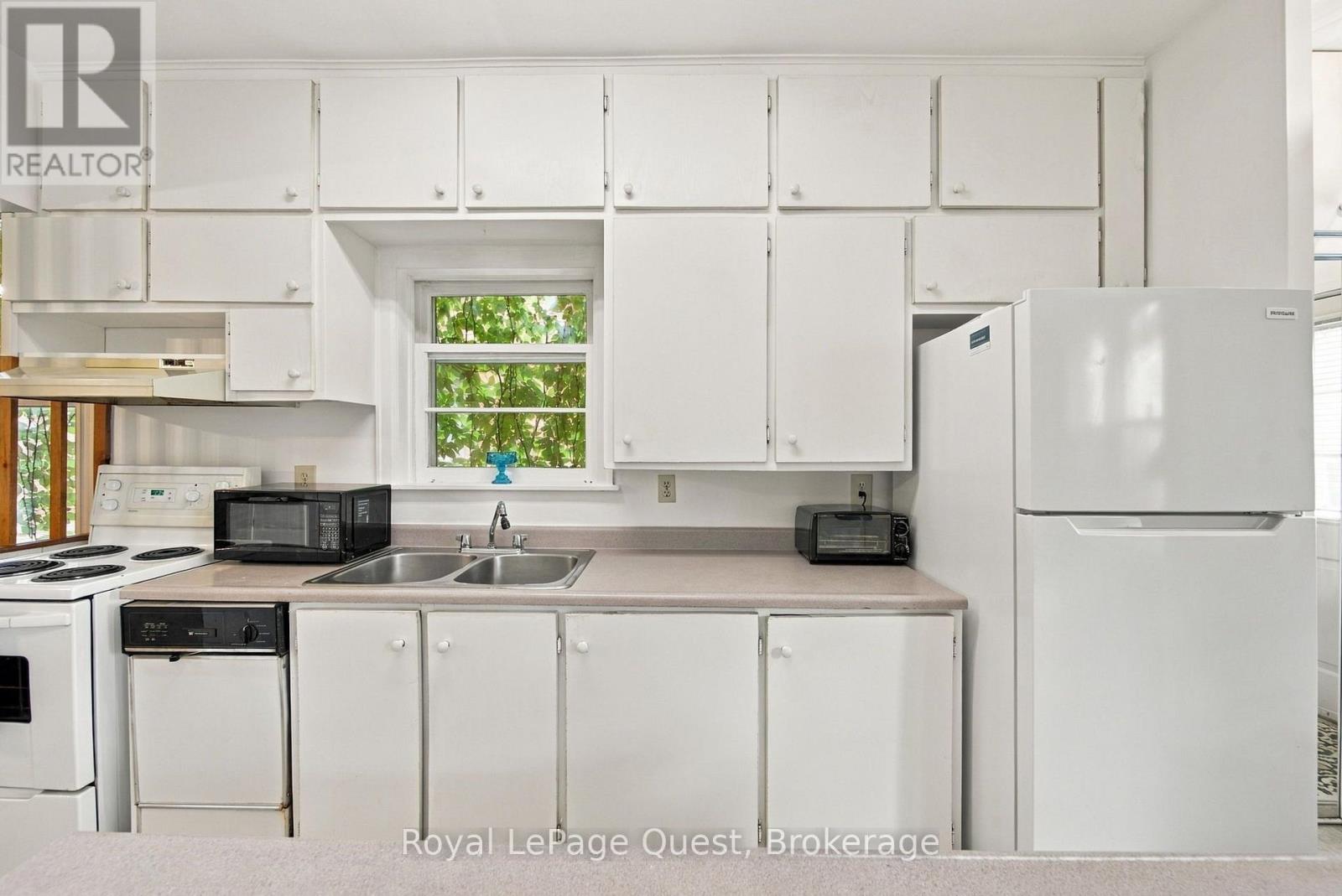 148 COLDWATER ROAD W - 5