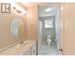 4 Fitton Heights, Orillia, ON L3V4M7 Photo 18