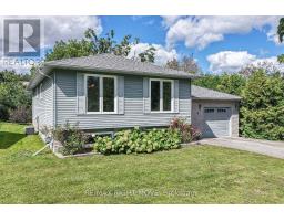 Bedroom 2 - 4 Fitton Heights, Orillia, ON L3V4M7 Photo 6