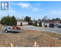 1035 Hwy 17 E, Wahnapitae, ON P0M3C0 Photo 7