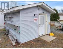 1035 Hwy 17 E, Wahnapitae, ON P0M3C0 Photo 9