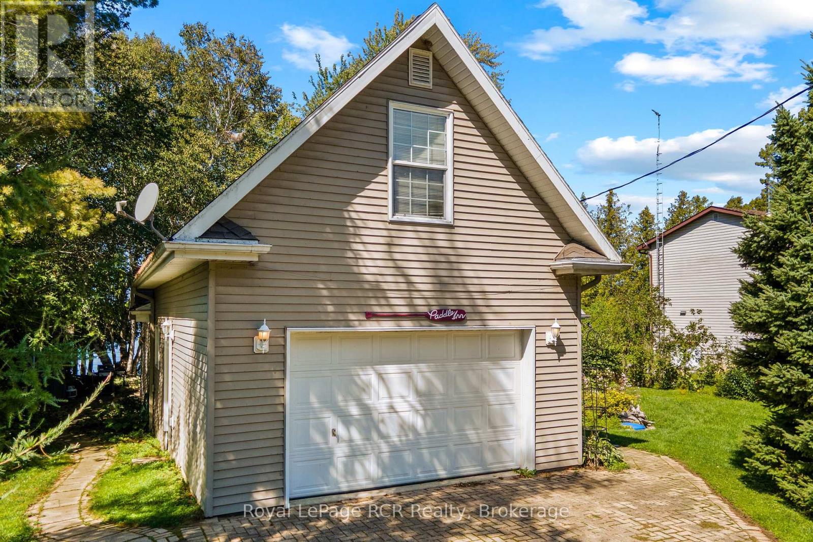 50 HANSEN DRIVE S - 38