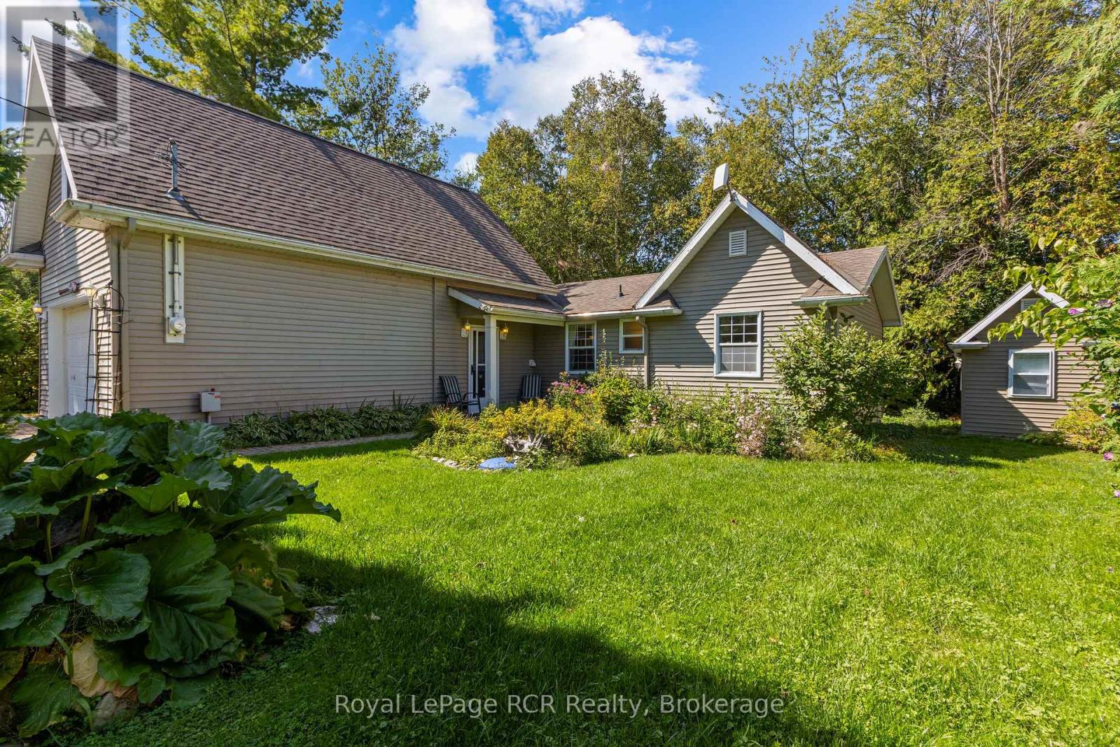 50 HANSEN DRIVE S - 47