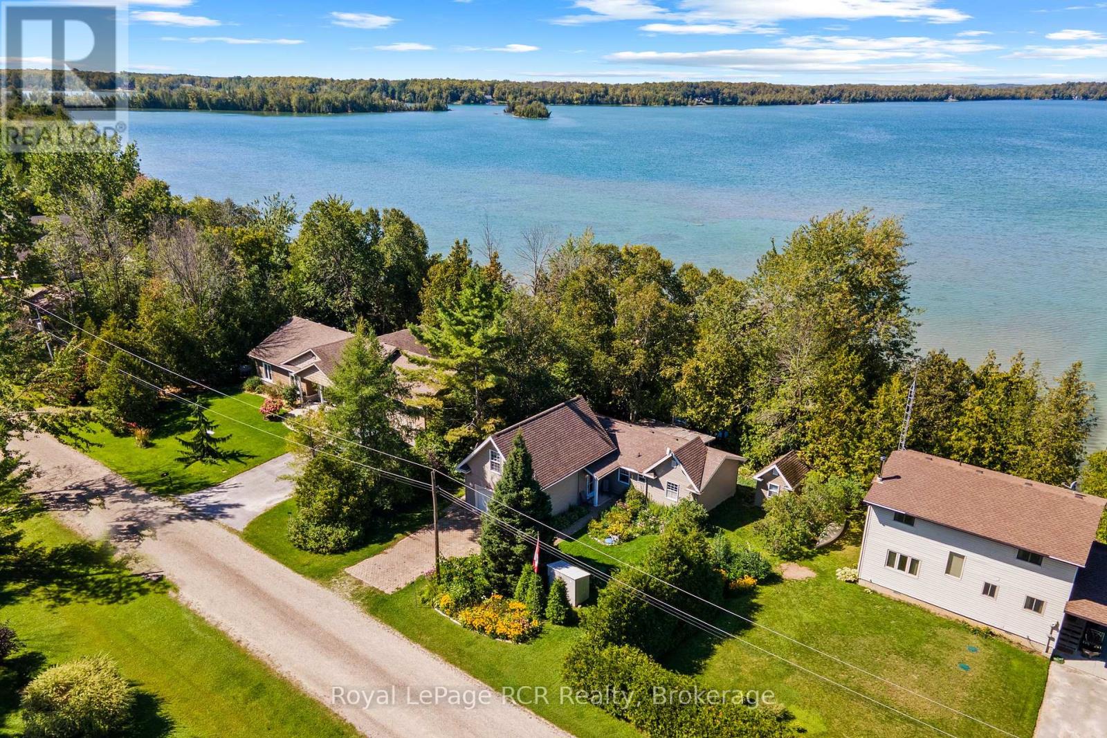 50 HANSEN DRIVE S - 5