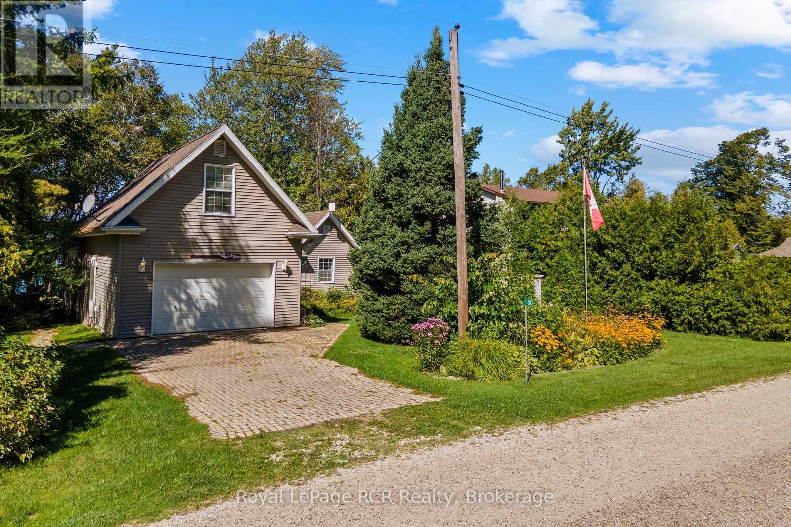 50 HANSEN DRIVE S - 6