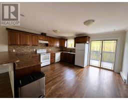 122 Bayview Heights thumbnail 14