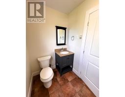 122 Bayview Heights thumbnail 18