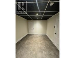 122 Bayview Heights thumbnail 32