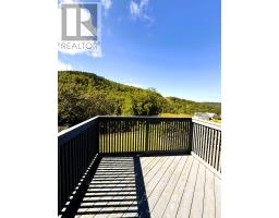 122 Bayview Heights thumbnail 5