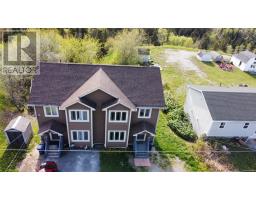 122 Bayview Heights thumbnail 4
