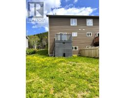 122 Bayview Heights thumbnail 6