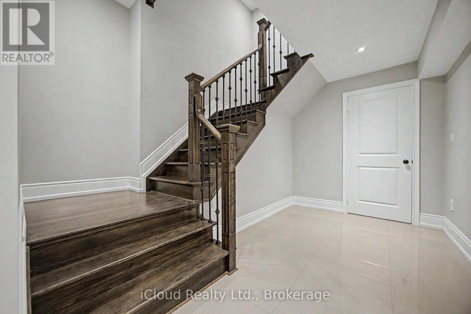 47 WEST BRANCH DRIVE - 33